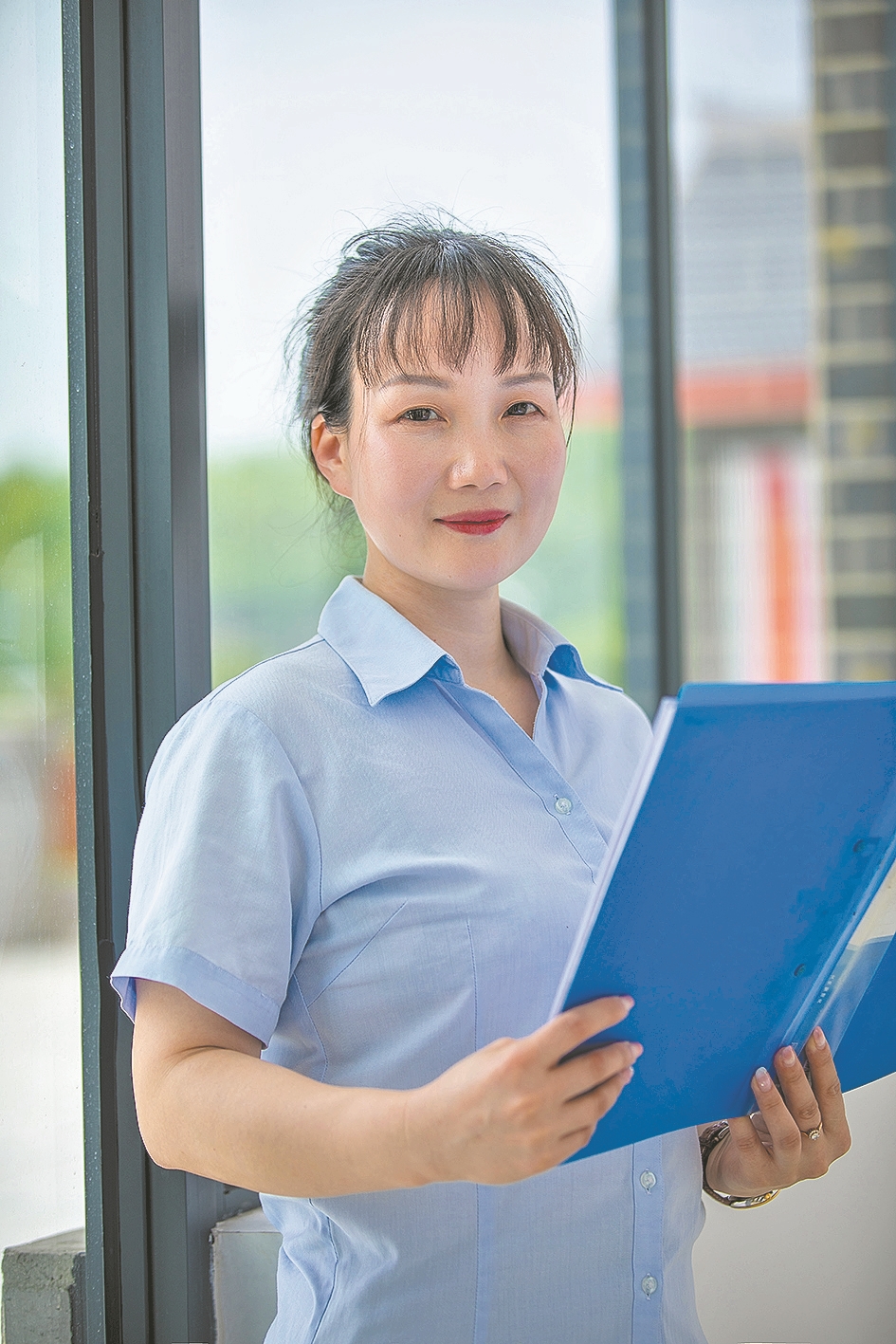 阔步迈向全国一流现代化公交企业