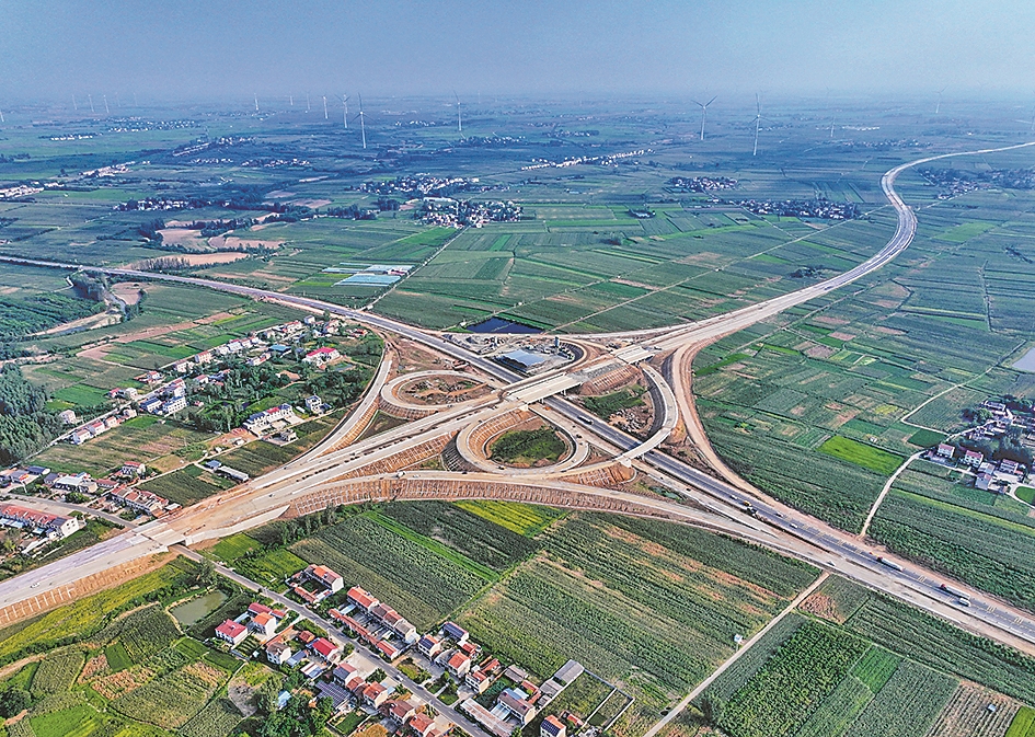 207国道襄阳段改建项目:马集互通立交现雏形