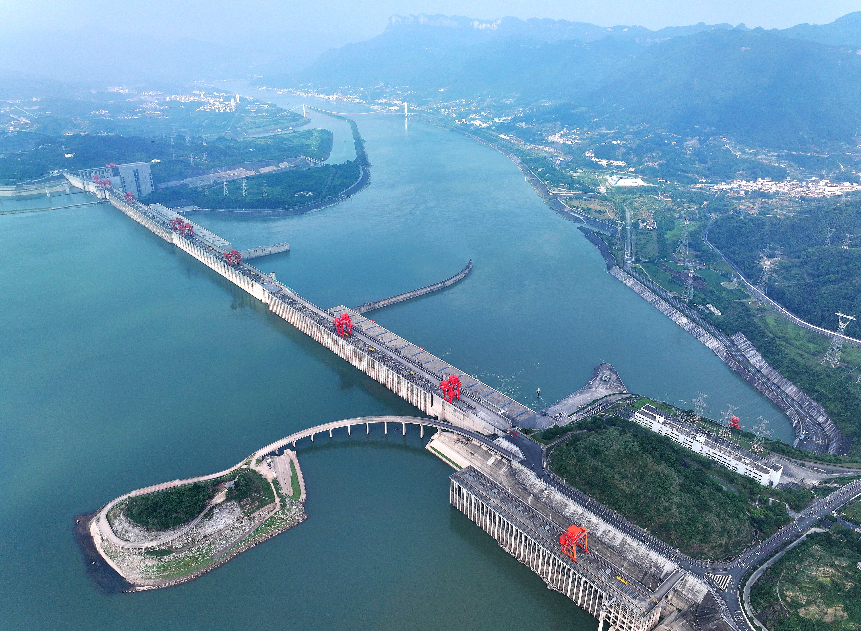 三峡水利枢纽是国家骨干水网重要调蓄结点（视界网郑家裕）