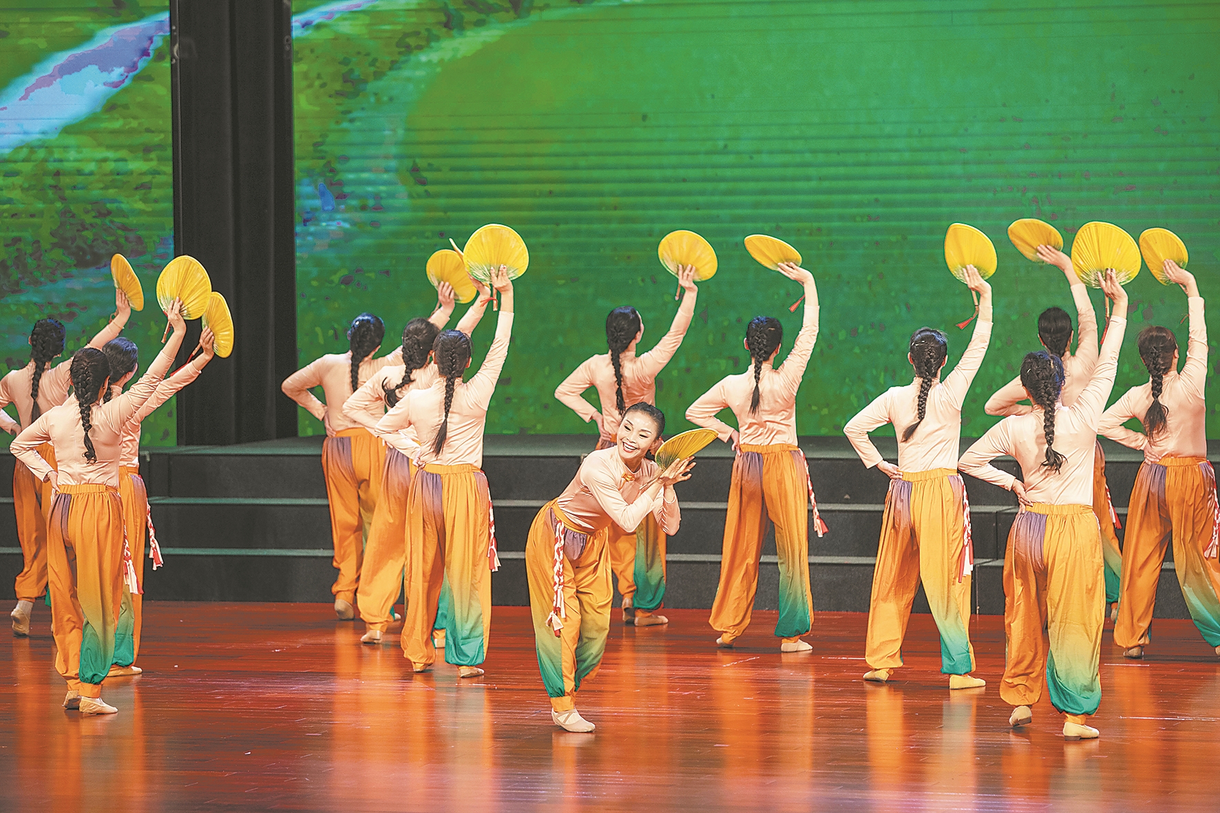 《汉江两岸稻花香》