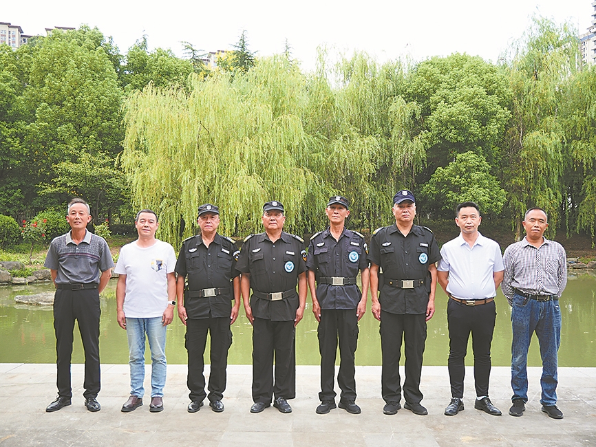 优质服务明星(办公室、保卫科、水、电、维修) 冯乐、吴国友、余国伟、陈启文、张进、贾勇、郭良辉、黄涛、魏发福