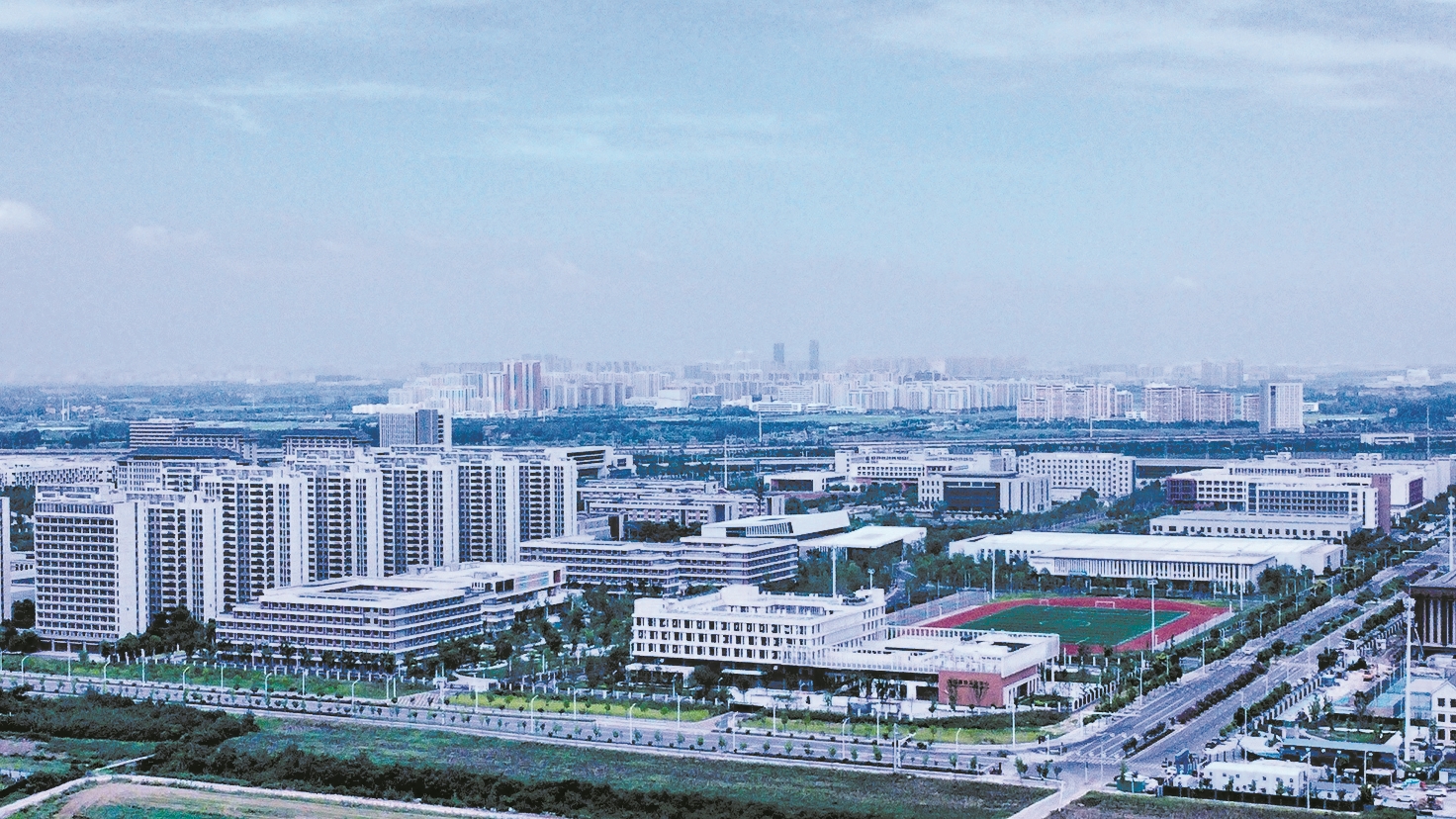 东津新区大学城片区 记者朱科 毛陈宇 通讯员朱斌 摄