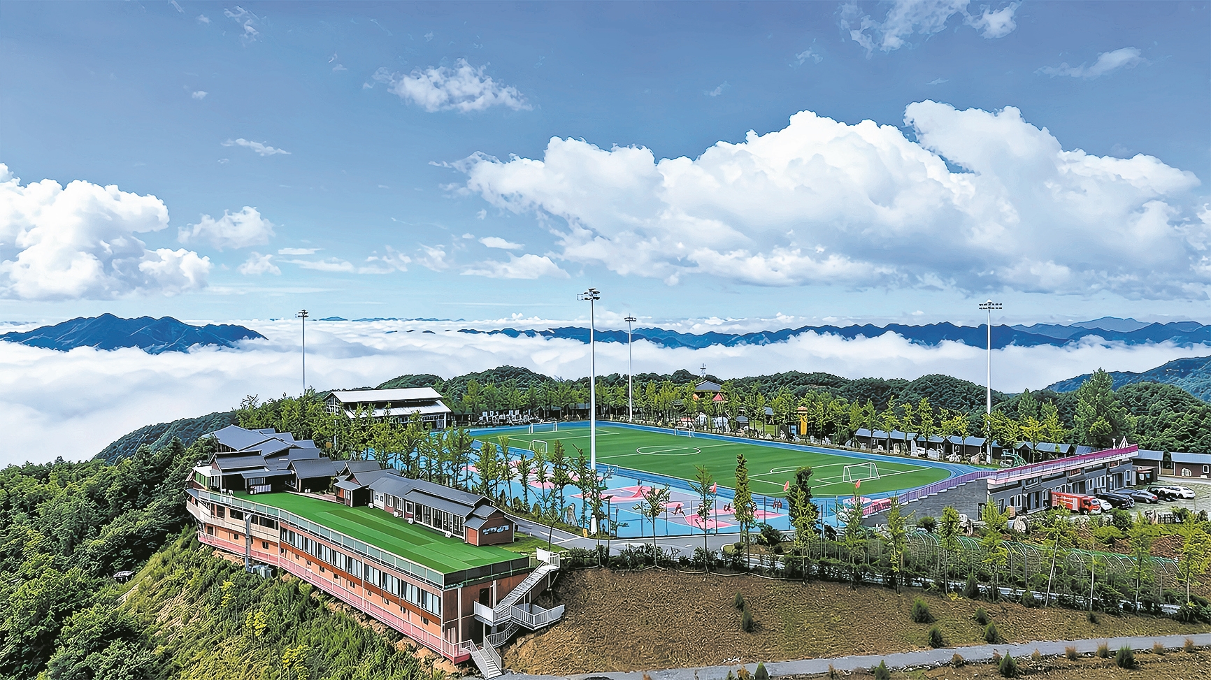 六柱垭生态文化旅游区(AAAA)。